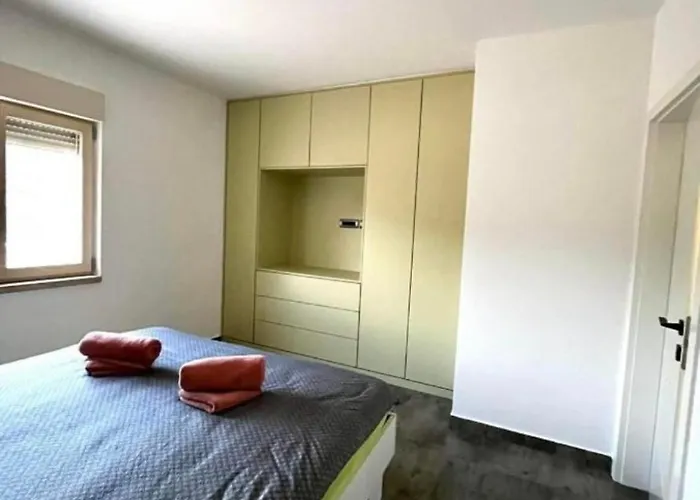Pensión Deluxe Svila